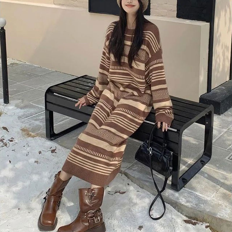 Winter Clothing H&M - Vintage gestreifte gestrickte lange Kleid Damen
